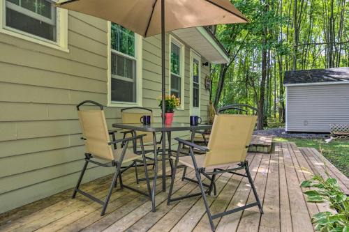 Ovid Apartamento | Peaceful Finger Lakes Apartment with Patio!