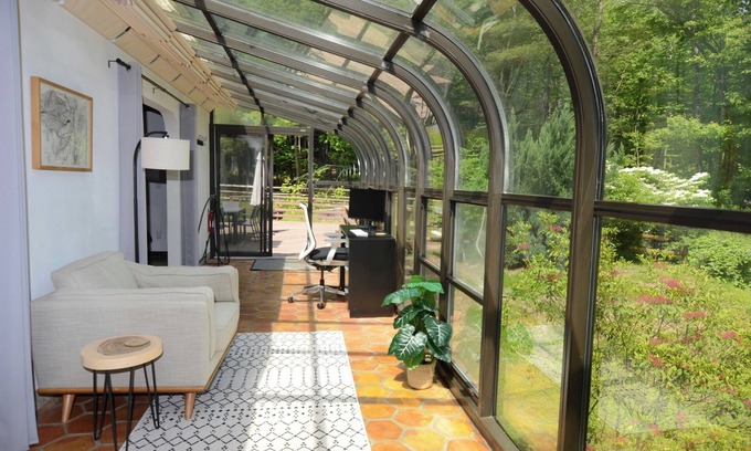 Boiceville Casa | Peaceful, Fun for Friends/Family - Amenities incl. Game Rm, Sauna, Fenced Yard