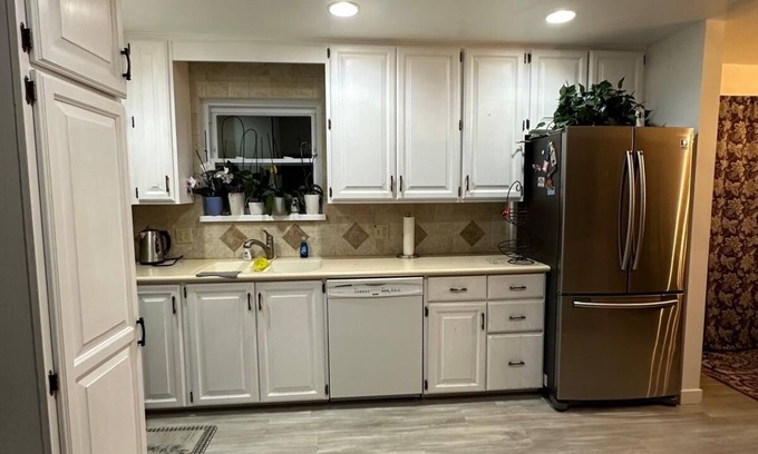 Northglenn Casa | Peaceful Getaway with Backyard Oasis