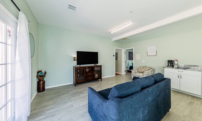 Hutto Casa | Peaceful Harvest Home in Hutto