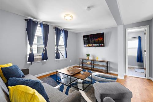 Weequahic Apartamento | Peaceful Hideaway - NYC & NWK with free parking