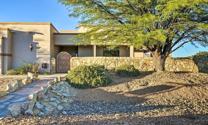 Las Cruces Cabaña | Peaceful Las Cruces Cottage ~ 8 Mi to Dtwn!