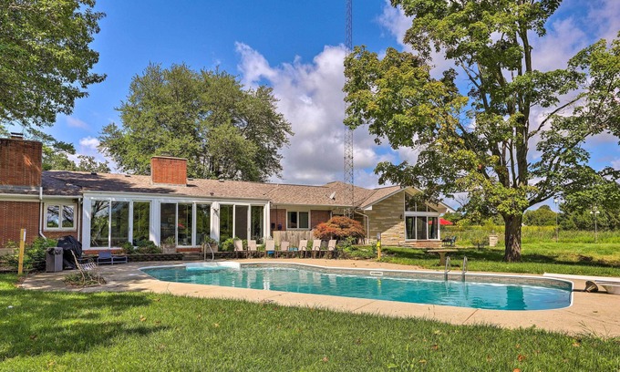 Lebanon Casa | Peaceful Lebanon Farmhouse/Ranch w/ Pool!