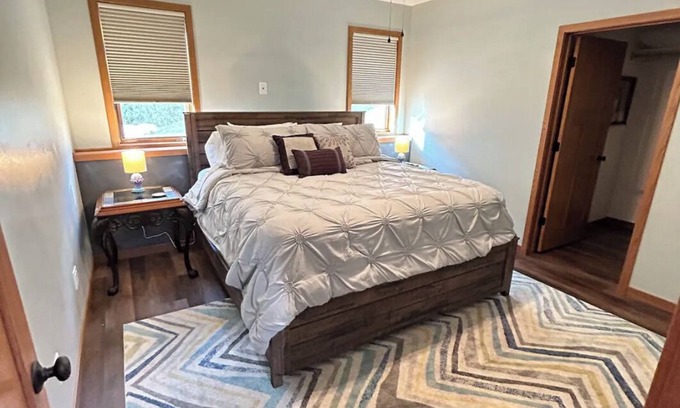 Village of Cottage Grove Apartamento | Peaceful Madison-Dane County Area Retreat