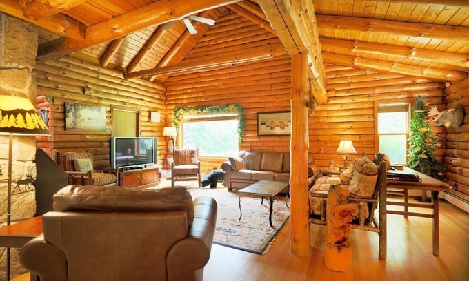 Bolton Landing Casa | Peaceful Moose - Lovely Home On 3 Acres ~ Great View ~ Screened-In-Porch!