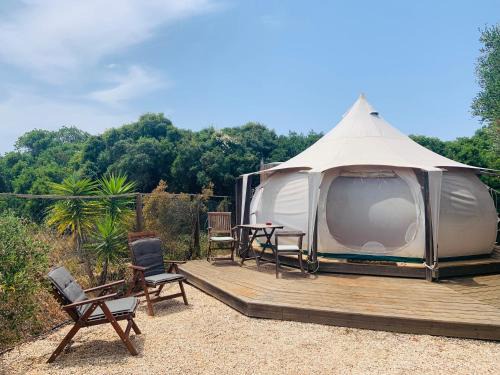 Lagos Otro | Peaceful Nature Haven