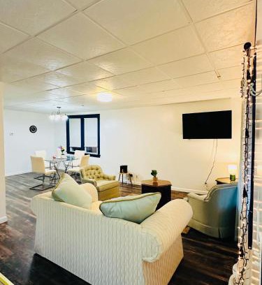 Buffalo Casa | Peaceful Nest 30 minutes away from Niagara Falls