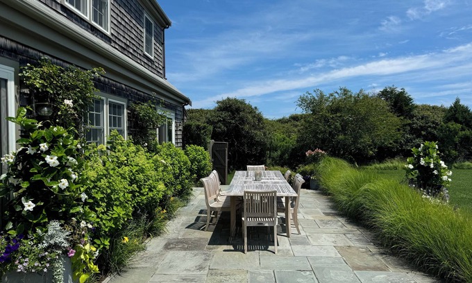 Tom Nevers Casa | Peaceful Oasis: 5-Bedroom Home. Saltwater Pool, Hot Tub, and Attached Apartment
