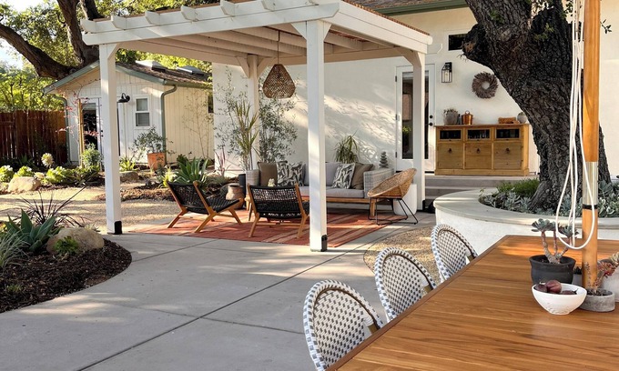 Oak View Casa | Peaceful Ojai estate, nestled in the oaks; 2,400 sq ft living space