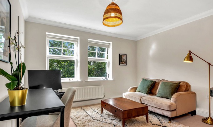 Summertown Apartamento | Peaceful One Bed Apartment in Summertown with Garden & Parking