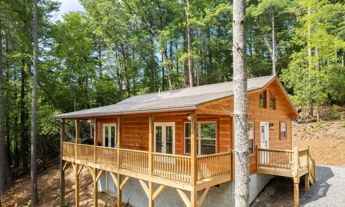 Murphy Cabina | Peaceful Pines Cabin