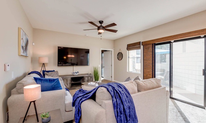 Ocotillo Condominio | Peaceful Private Patio and Amenities Galore!