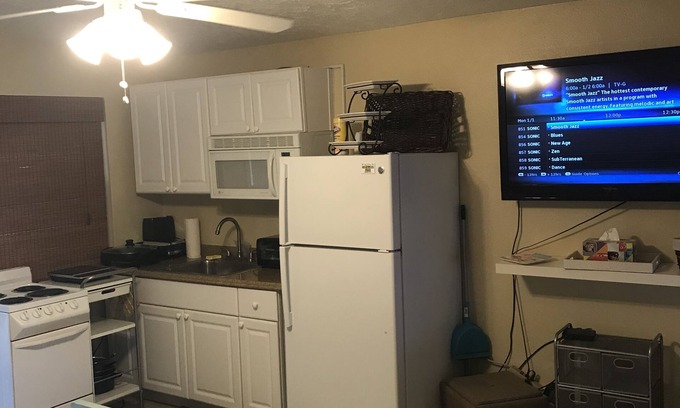 South Pinellas Community Council Apartamento | Luxurious Studio ~ Entrada privada ~ pacífica y acogedora ~ ubicación ubicación ubicación