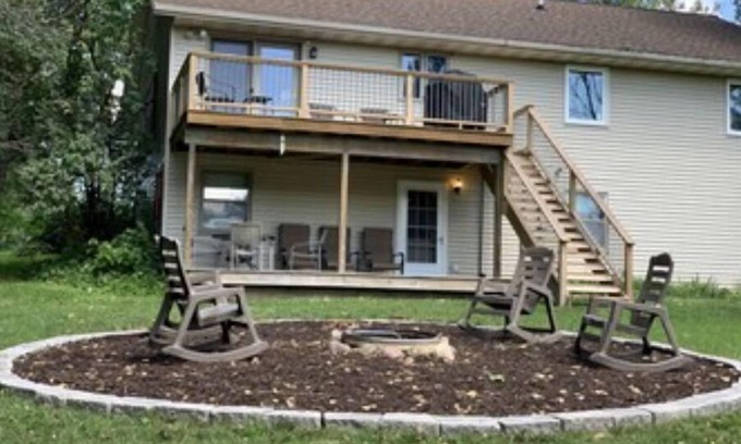 Apple River Casa | Peaceful Retreat in Galena Country Jo Daviess County