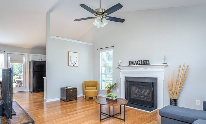 Youngsville Casa | Peaceful Retreat on the Outskirts!