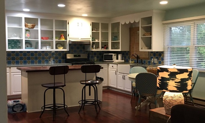 Elizabeth City Casa | Retiro pacífico en los pinos