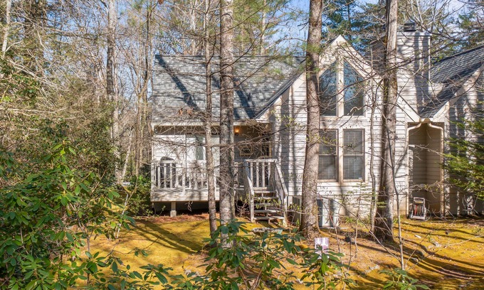 Deer Run Casa | Peaceful Retreat w/ Loft in Nantahala National Forest. ⛷ 🛶