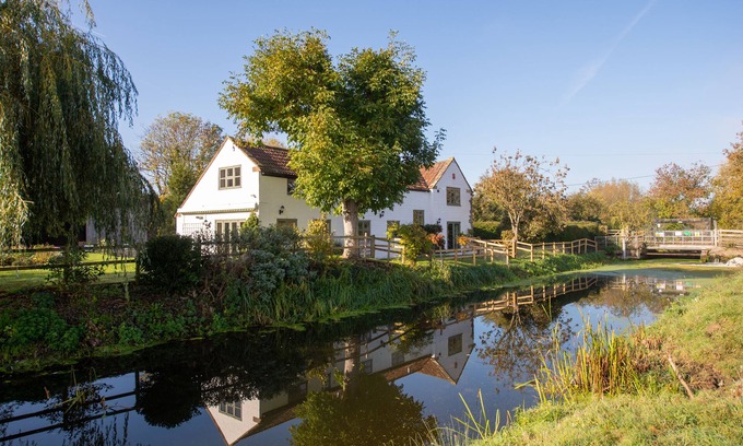 Langport Cabaña | Pacífica Riverside cinco dormitorios Cottage en Somerset
