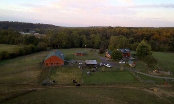 Martinsburg Casa | Peaceful secluded farm close to town, serenity of 2 miles of waterfront