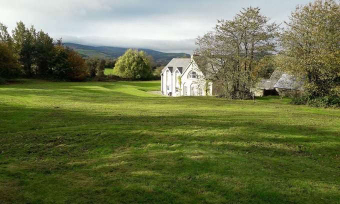 Watch House Village Casa | Peaceful, spacious and romantic artist's home