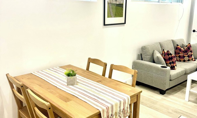 Nouveau-Rosemont Apartamento | Peaceful stay in Montreal - Large 3 1/2 near parks and attractions