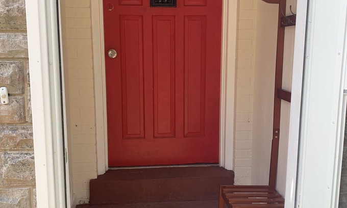 Aspinwall Casa | Peaceful Valley Home Minutes from Downtown!