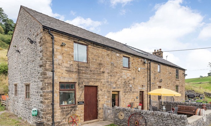Sparrowpit Cabaña | Peacock Cottage, SPARROWPIT