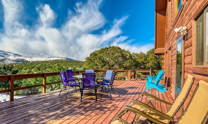 Alpine Village Casa | Peak View Lodge-Beautiful Mountain View, Large Deck, WiFi, W/D, Great for ATVs