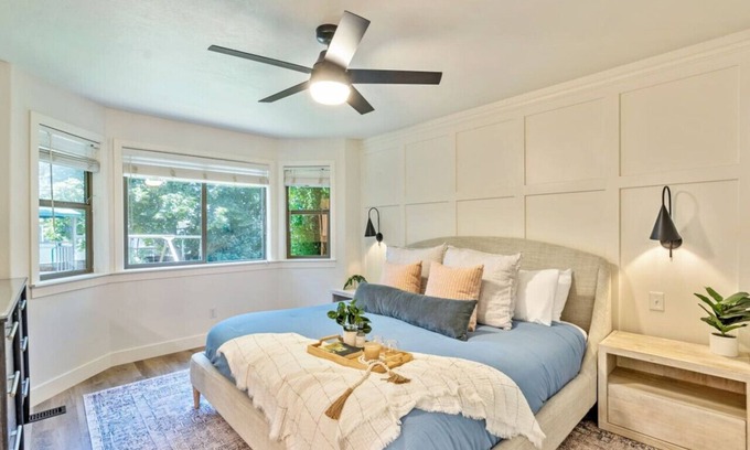 Pleasant Grove Casa | Peakview Paradise | Backyard | Free Massage*