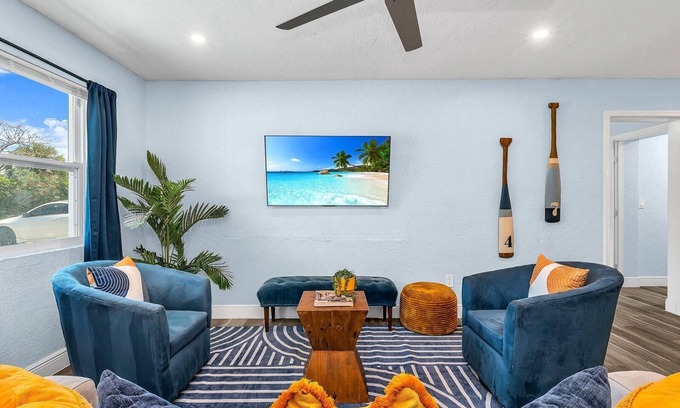 Riviera Beach Casa | Peanut Island Paradise I 4 Mins to Island Shuttle!