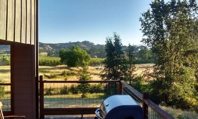 Lakeport Casa | Pear Orchard and Views: