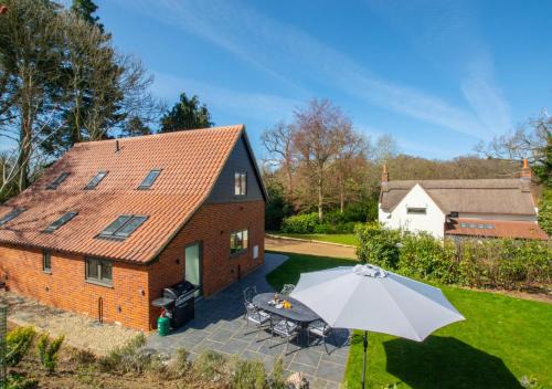 Irstead Casa | Peaty Cottage