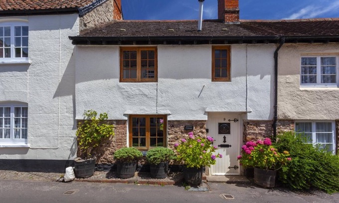Dunster Cabaña | Pebble Cottage, Dunster