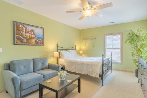 Douglas Casa | Pebble Hideaway-downtown Douglas and close to beach!