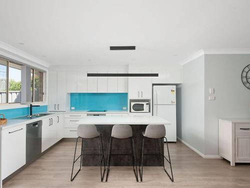 Fingal Bay Casa | Pebbles By The Beach 1 home away from home