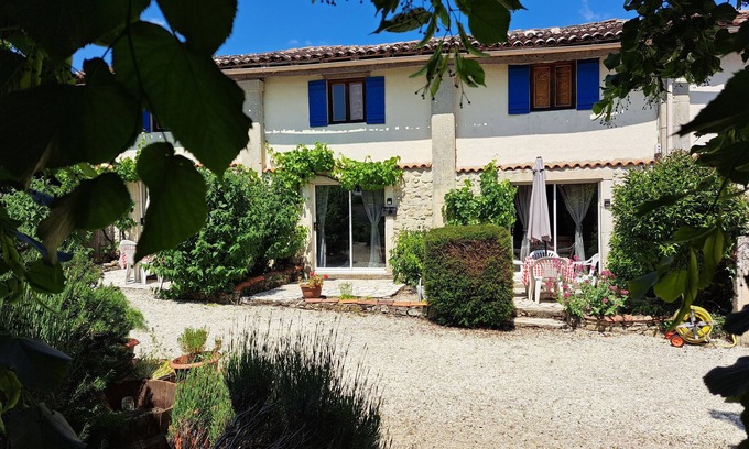 Saint-Pierre-de-Juillers Cabaña | Exclusivo para familias en La Grange du Moulin - cabaña Peche