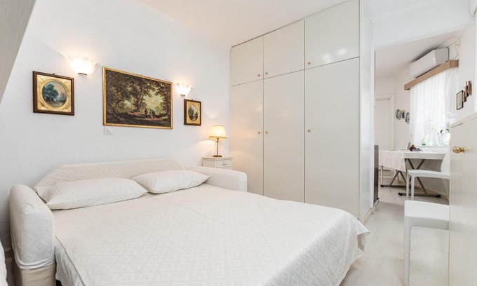 Melanes Apartamento | Pefkakia