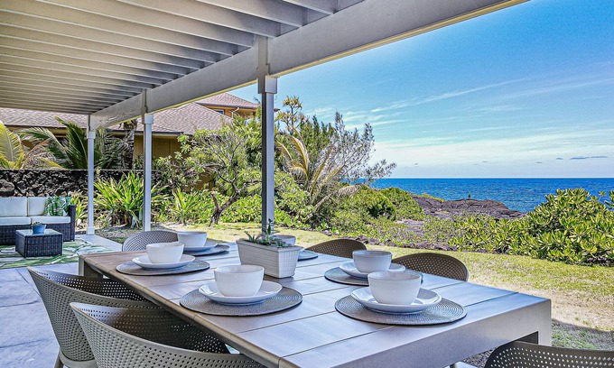 Keaau Casa | Pele's Paradise- Absolute Oceanfront Paradise with Air Conditioning!