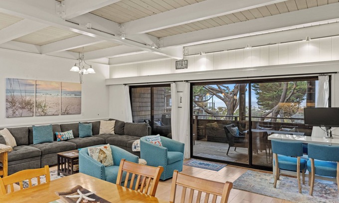 La Selva Beach Casa | Pelican 87: Beach Living at its Best
