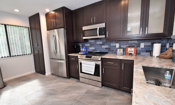 Vamo Condominio | Pelican Cove Condominium GR233