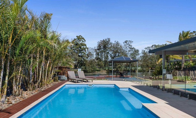 Chittaway Point Casa | Pelican House/Heated Pool/Kayaks/Boat Ramp