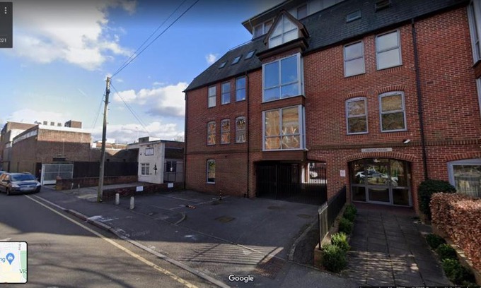 Newbury Apartamento | Pelican House is an exclusive contemporary development
