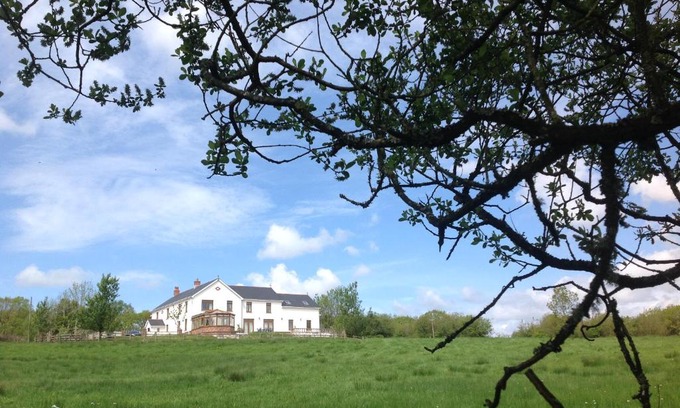 Pont-ar-gothi Apartamento | Penddaulwyn Uchaf Farm # Carmarthenshire