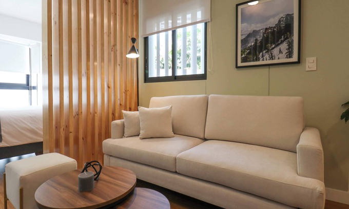Country Club Apartamento | Pendragon by Wynwood House