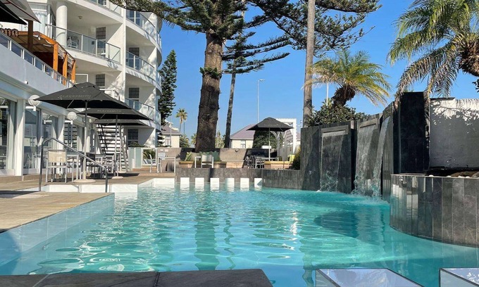 Sea Point Hotel | Peninsula All-Suite Hotel by Dream Resorts