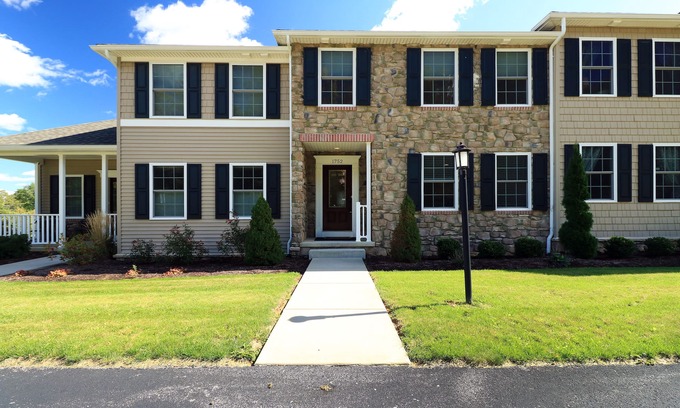 State College Casa | Penn State - Happy Valley - Townhome - 5 min to town