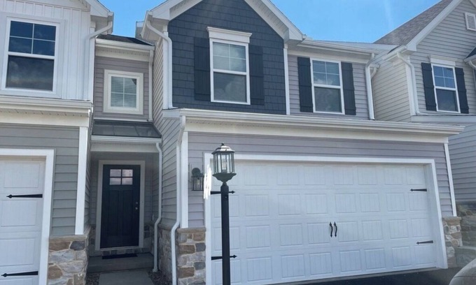 State College Casa | PENN STATE HOUSE-New construction, 3-BR townhome, 4 miles from Beaver Stadium.
