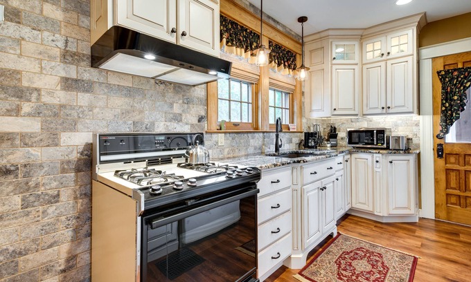 Williamsport Casa | Pennsylvania Abode Near Little League World Series
