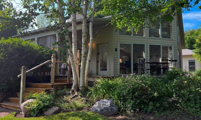 Wequetonsing Casa | Pennsylvania Avenue Place - Large cottage close to town! A/C + WIFI