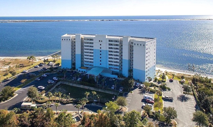 Ono Island Condominio | PENSACOLA / PERDIDO FALL DISCOUNTS WATER FRONT RESORT DELUXE 3BED 3BA END SUITE